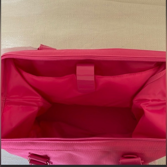 Beis Barbie Mini Weekender Bag BNWT - Picture 9 of 10